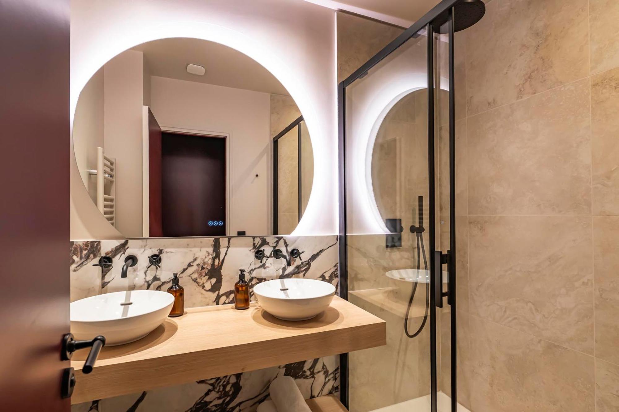 The Olympia Suite - Duke Housing Paris Bagian luar foto
